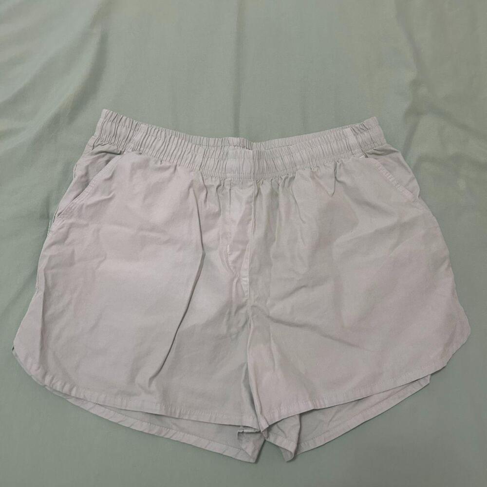 NWT - VANS casual shorts. Army green. Size small, but fit more like a medium.